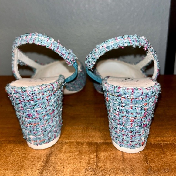 Chanel Women's Blue Tweed Slingbacks - Picture 4 of 7